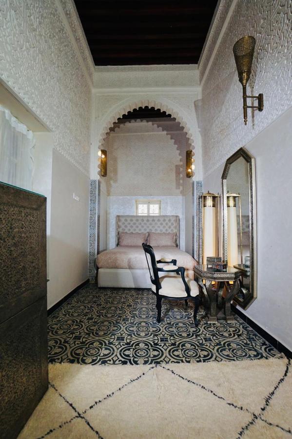 Riad Amelia : Lalla Nora Room Tétouan エクステリア 写真