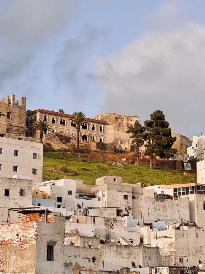Riad Amelia : Lalla Nora Room Tétouan エクステリア 写真